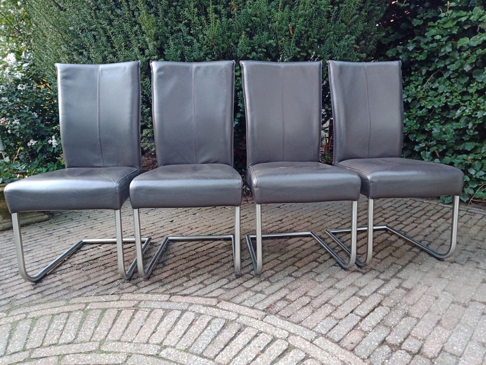 Set van 4 vegan leren eetkamerstoelen, donkerbruin-zwart, Ophalen, Gebruikt, Bruin, Vier