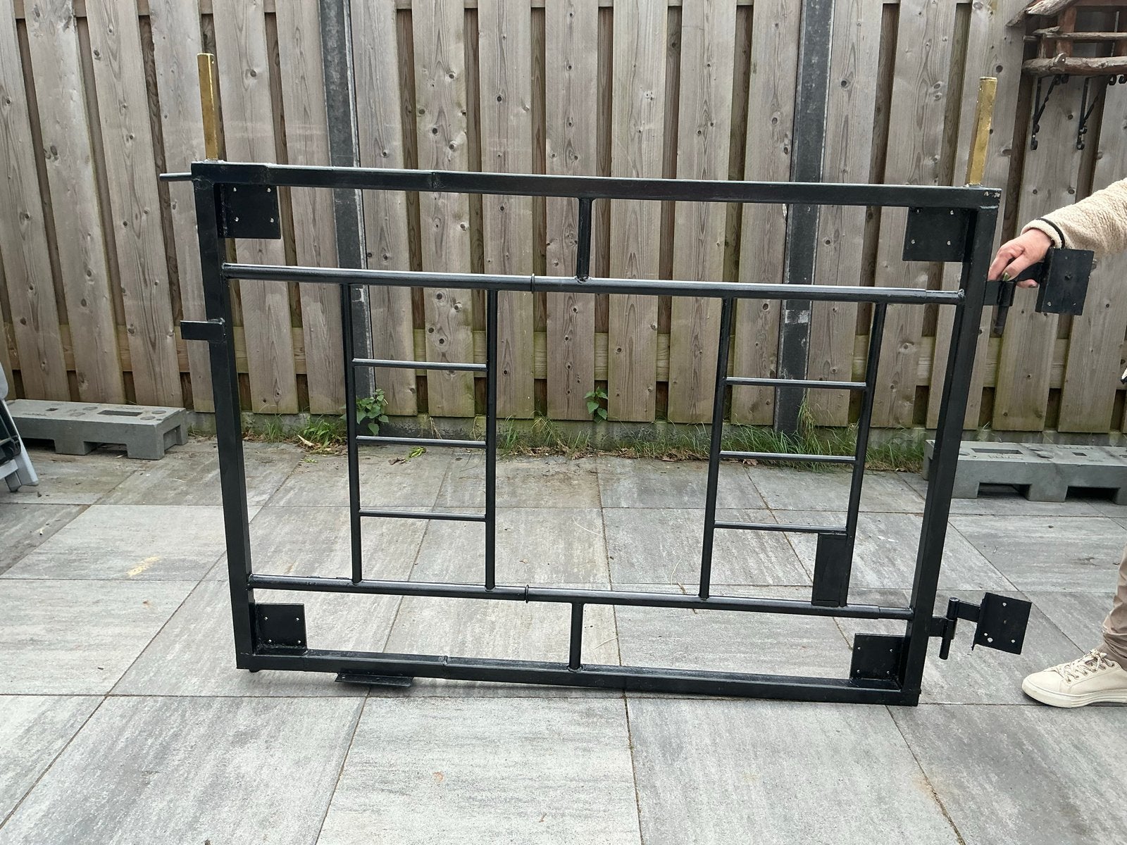 Zwart metalen toegangspoort, Ophalen, Met poort, Gebruikt, Sierhekwerk