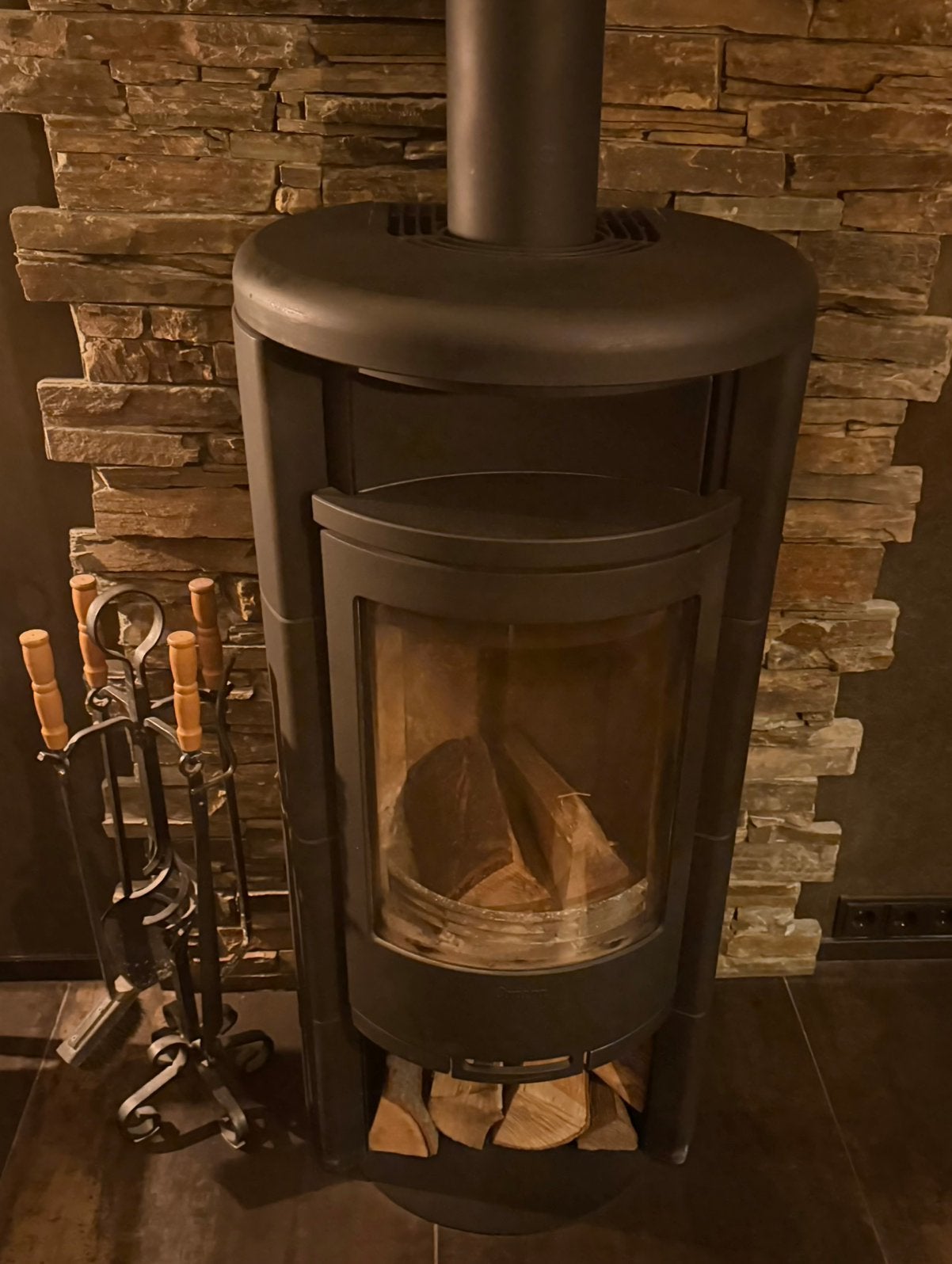 Unieke&Efficiente 🔥CONTURA black speksteen🔥houtkachel ZGAN, Huis en Inrichting, Ophalen, Houtkachel, Zo goed als nieuw, Vrijstaand