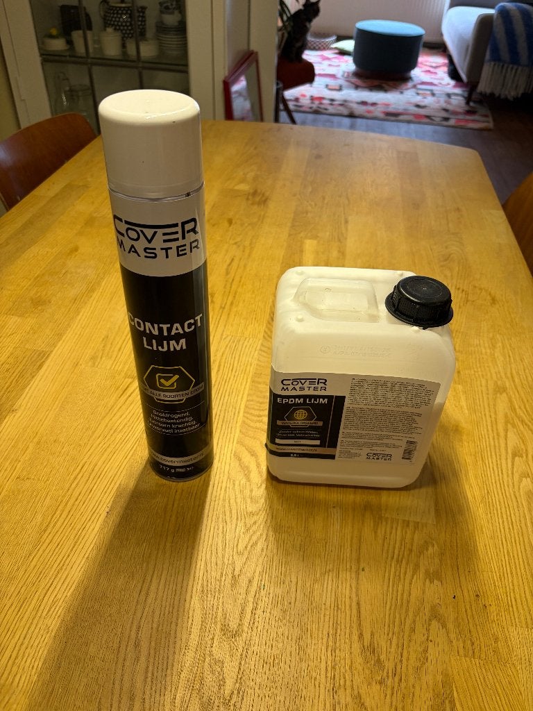 EPDM lijm en contactlijm spray, Overige materialen, Gebruikt, Zwart, Overige typen
