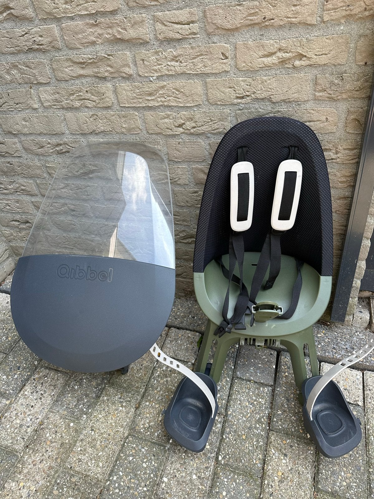 Qibbel fietsstoeltje met windscherm en stuurpenklem, Ophalen, Voorzitje, 0 t/m 13 kg, Gebruikt