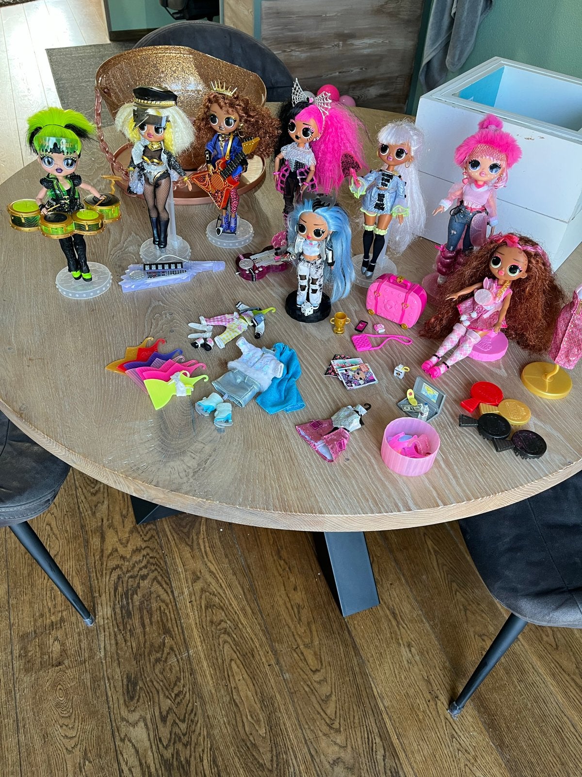 Grote collectie OMG poppen met accessoires en kleding, Verzamelen, Poppen, Ophalen of Verzenden, Gebruikt, Fashion Doll
