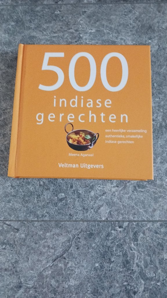 kookboek 500 Indiase gerechten, Boeken, Kookboeken, Ophalen of Verzenden, Gelezen