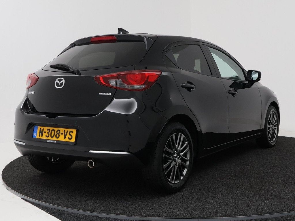 Mazda 2 1.5 Skyactiv-G Luxury | Stoel en Stuurwielverwarming, Auto's, Mazda, 12 maanden, Stof, 4 cilinders, Zwart