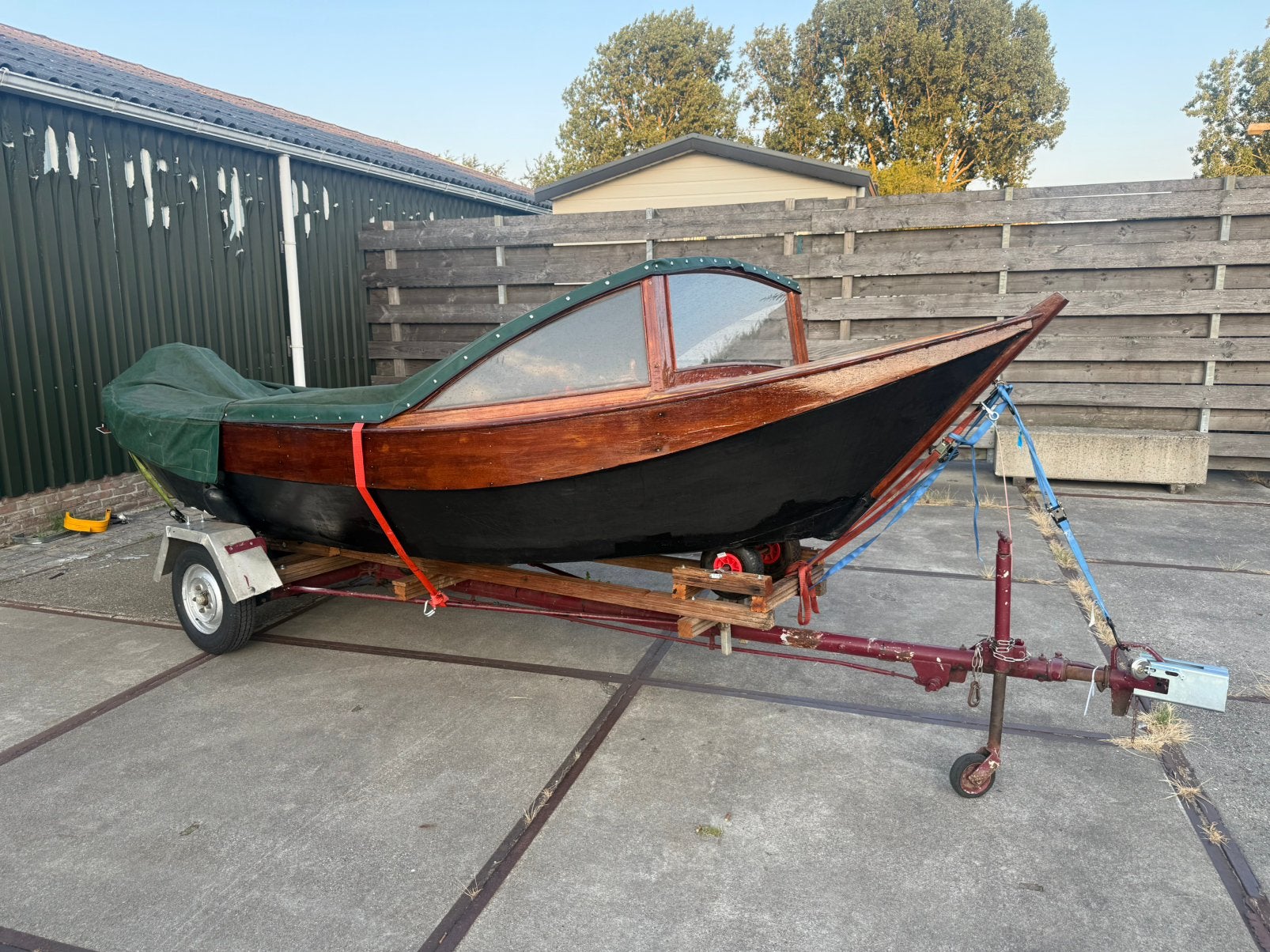 Moet zsm weg! Boot met trailer en extra’s, Watersport en Boten, Platbodems, Zo goed als nieuw, Punter, Hout, Elektrische start