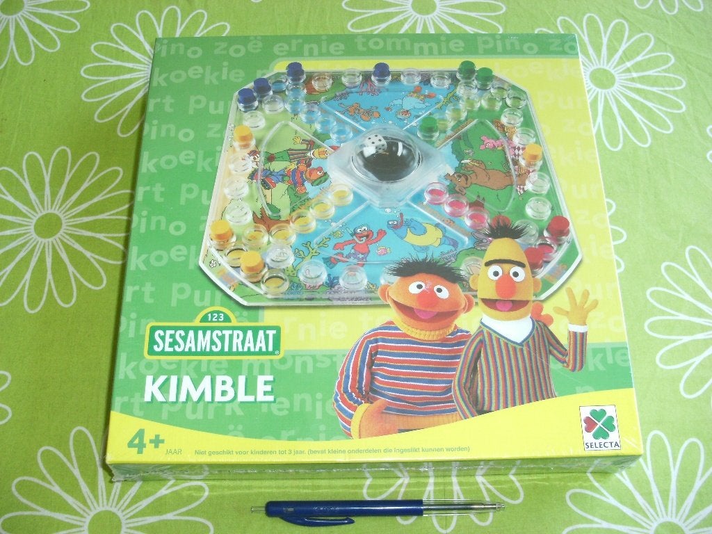 Nieuw in seal: Sesamstraat mens erger je niet spel, Hobby en Vrije tijd, Gezelschapsspellen | Bordspellen, Een of twee spelers