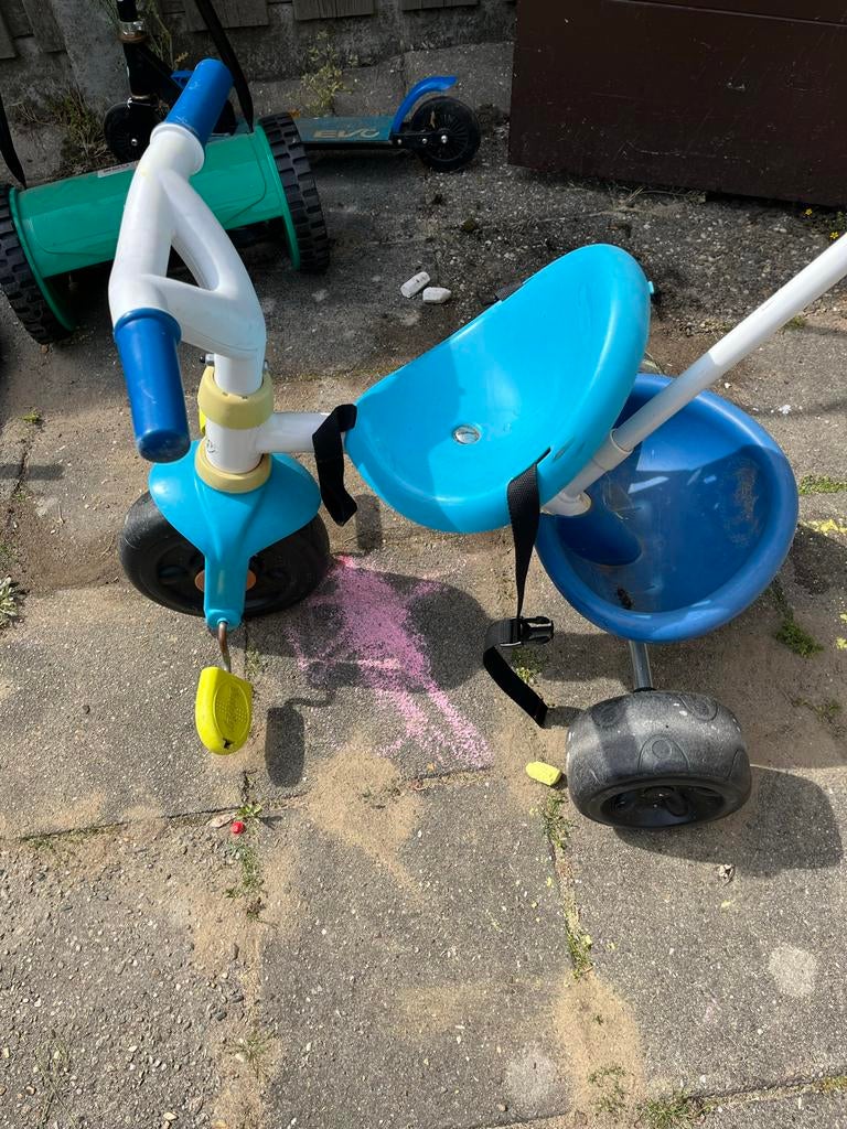 Moby driewieler met duwstang - Blauw, Ophalen of Verzenden, Zo goed als nieuw, Velgrem, Duwstang