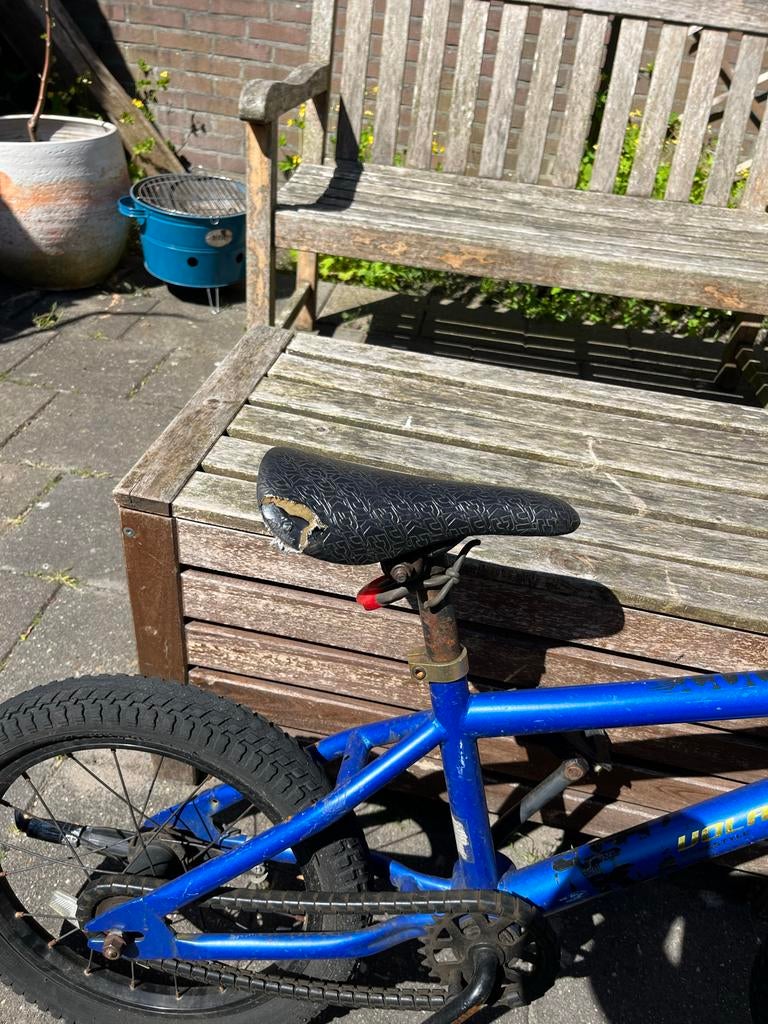 Blauwe kinderfiets - Gebruikt, Fietsen en Brommers, Fietsen | Kinderfietsjes, Ophalen, Gebruikt, Terugtraprem, 16 tot 20 inch