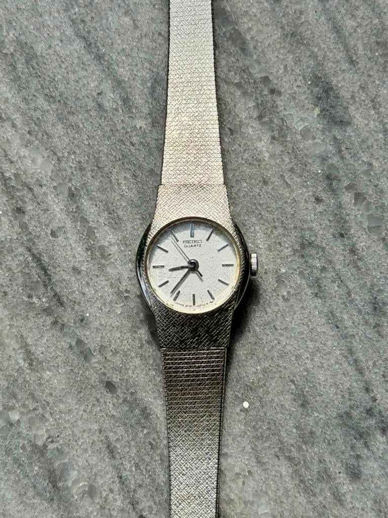 Charmant Seiko cocktail horloge - Dames, Sieraden, Tassen en Uiterlijk, Horloges | Dames, Seiko, Gebruikt, Staal, Polshorloge