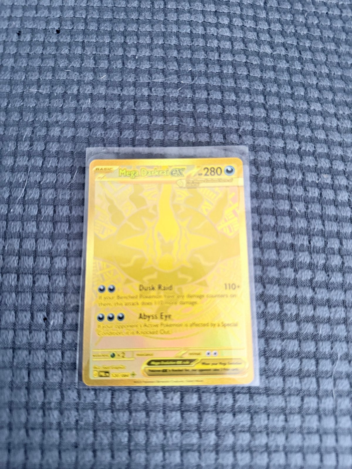 Mega Darkrai EX Gold Pokémon Kaart - Zeldzaam, Ophalen of Verzenden, Zo goed als nieuw, Losse kaart, Foil