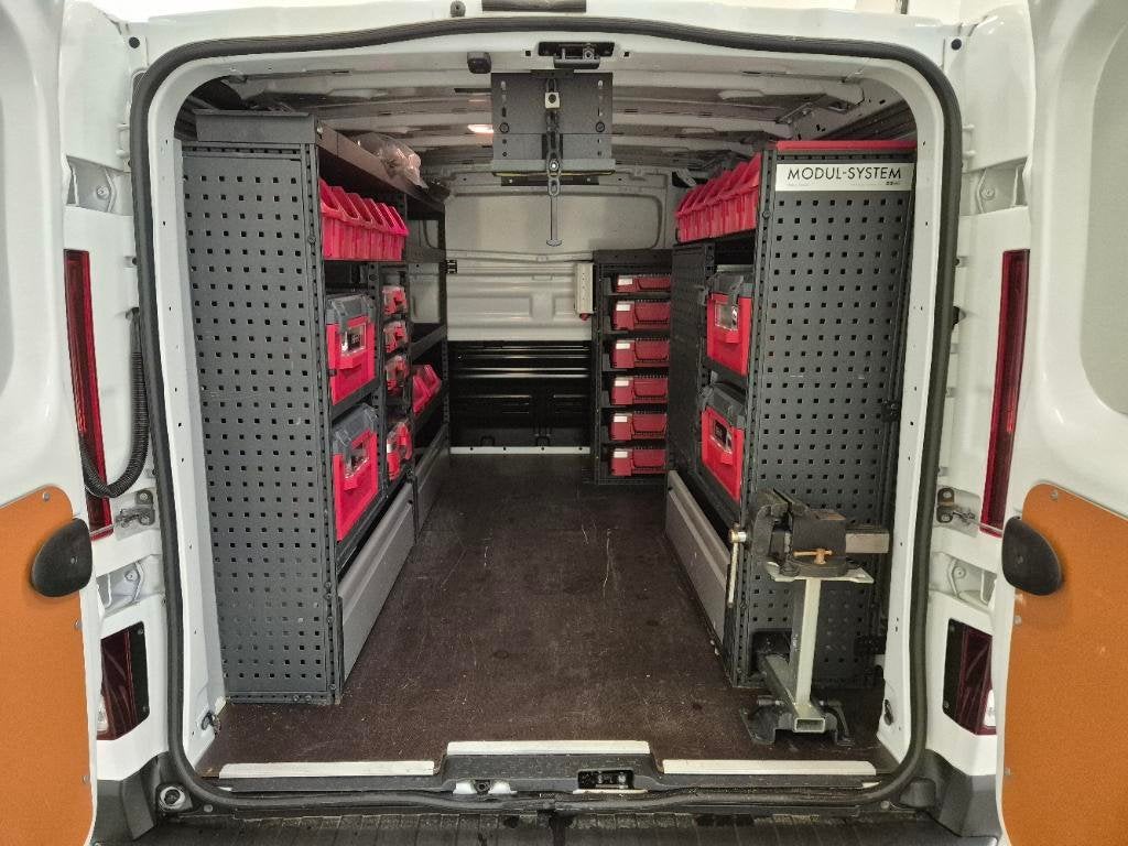 Renault Trafic 2.0 dCi 130pk L1 H1 Work Edition Inrichting, Voorwielaandrijving, Gebruikt, Euro 6, 4 cilinders