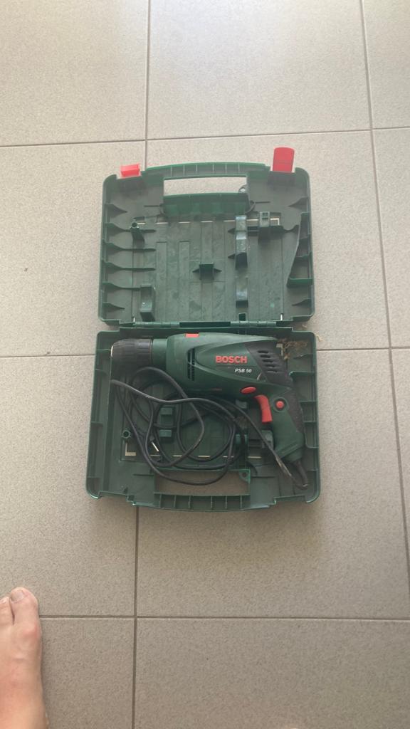 Bosch boormachine, Ophalen of Verzenden, Gebruikt, 400 tot 600 watt, Boormachine