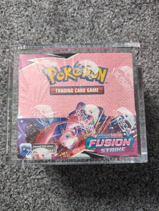 Fusion Strike Booster box sealed, Ophalen of Verzenden, Nieuw, Boosterbox