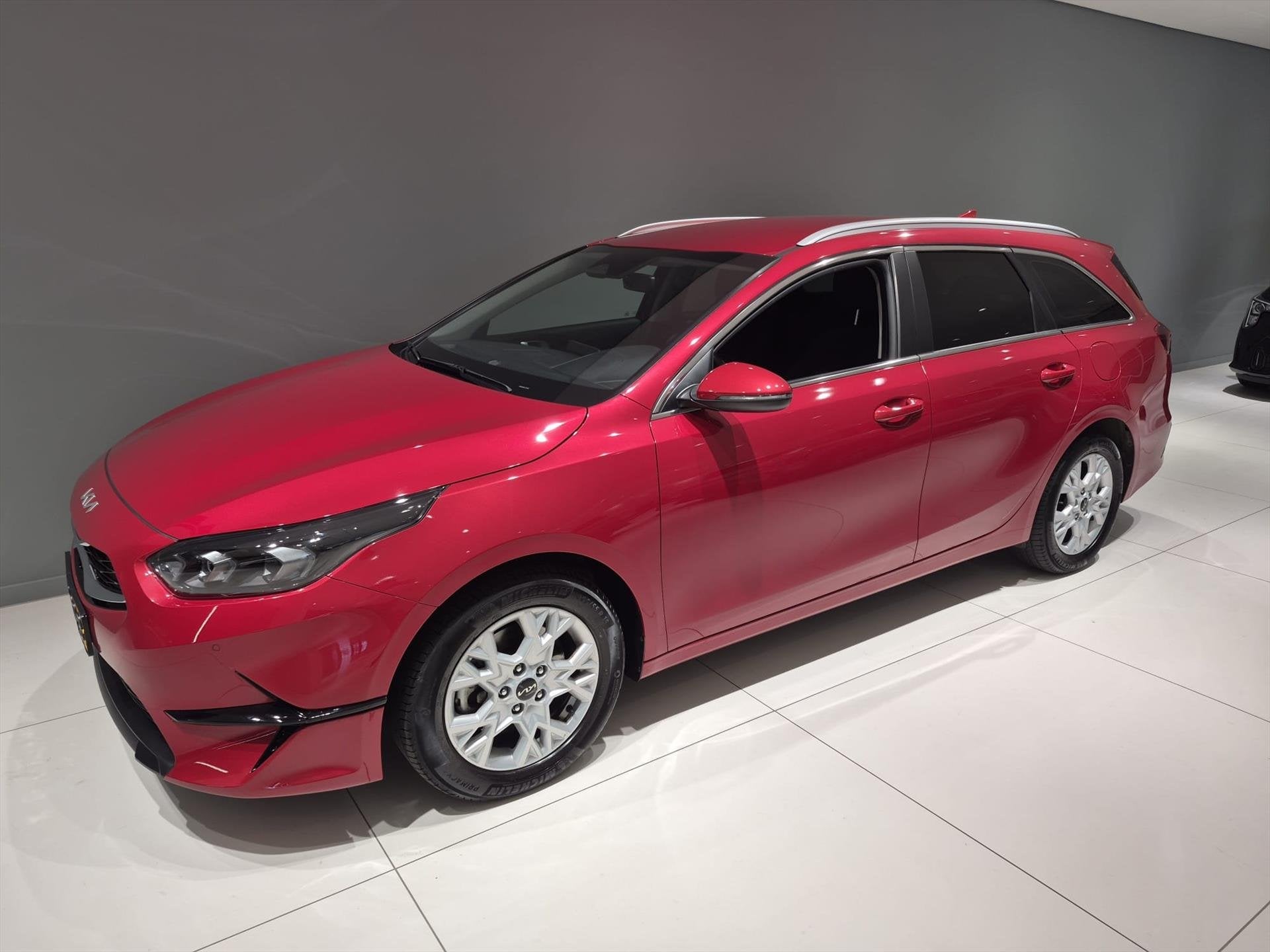 KIA Ceed Sw 1.0 T-GDi 100pk DynamicLine Priv Lease v.a € 3, Auto's, Voorwielaandrijving, 12 maanden, Stof, Gebruikt