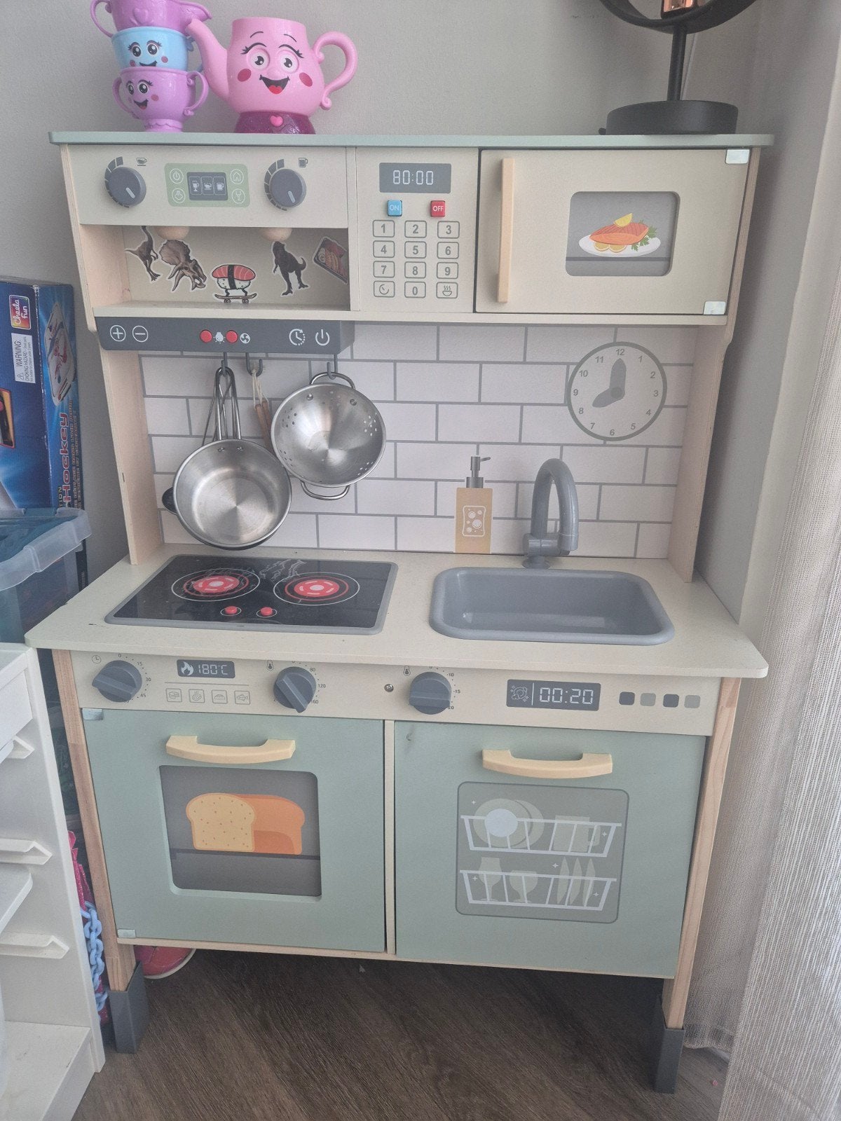 Houten speelkeuken van Mini Matters met accessoires, Kinderen en Baby's, Ophalen of Verzenden, Gebruikt, Meubelstuk of Keukentje