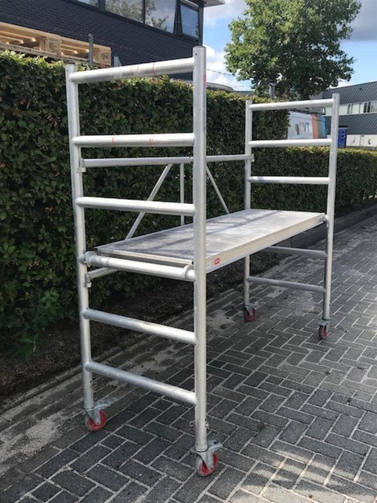 Kamersteiger te huur | Altrex 4000 professional, Ophalen, Gebruikt, Rolsteiger of Kamersteiger, Minder dan 2 meter