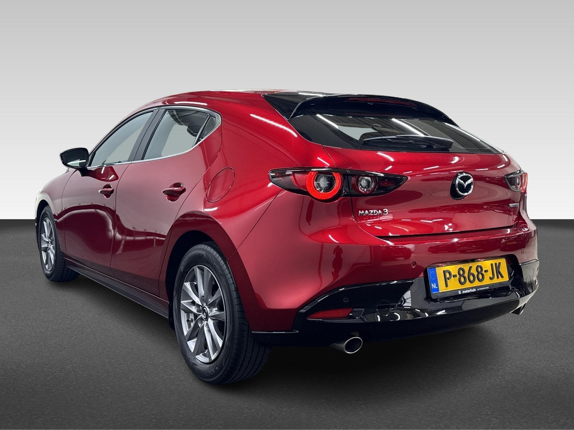 Mazda 3 Skyactiv-G 122PK AUTOMAAT COMFORT LEDER NAVI CAMERA, 1998 cc, Gebruikt, 4 cilinders, 122 pk