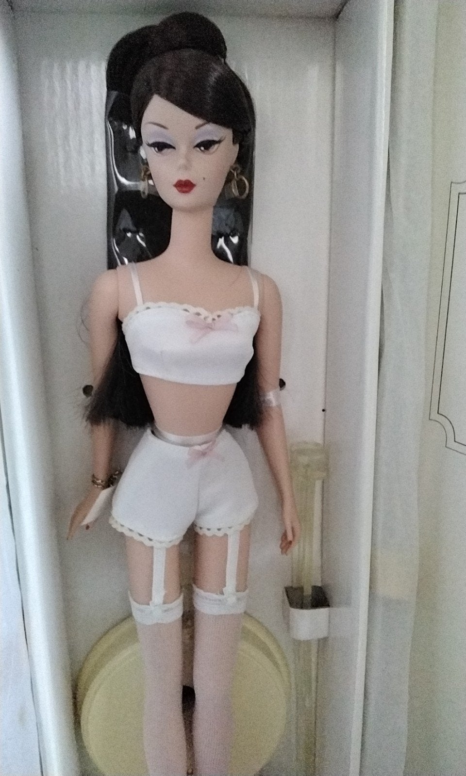 Limited Edition Barbie silkstone  Fashion Model Collection L, Verzamelen, Poppen, Ophalen of Verzenden, Zo goed als nieuw, Pop