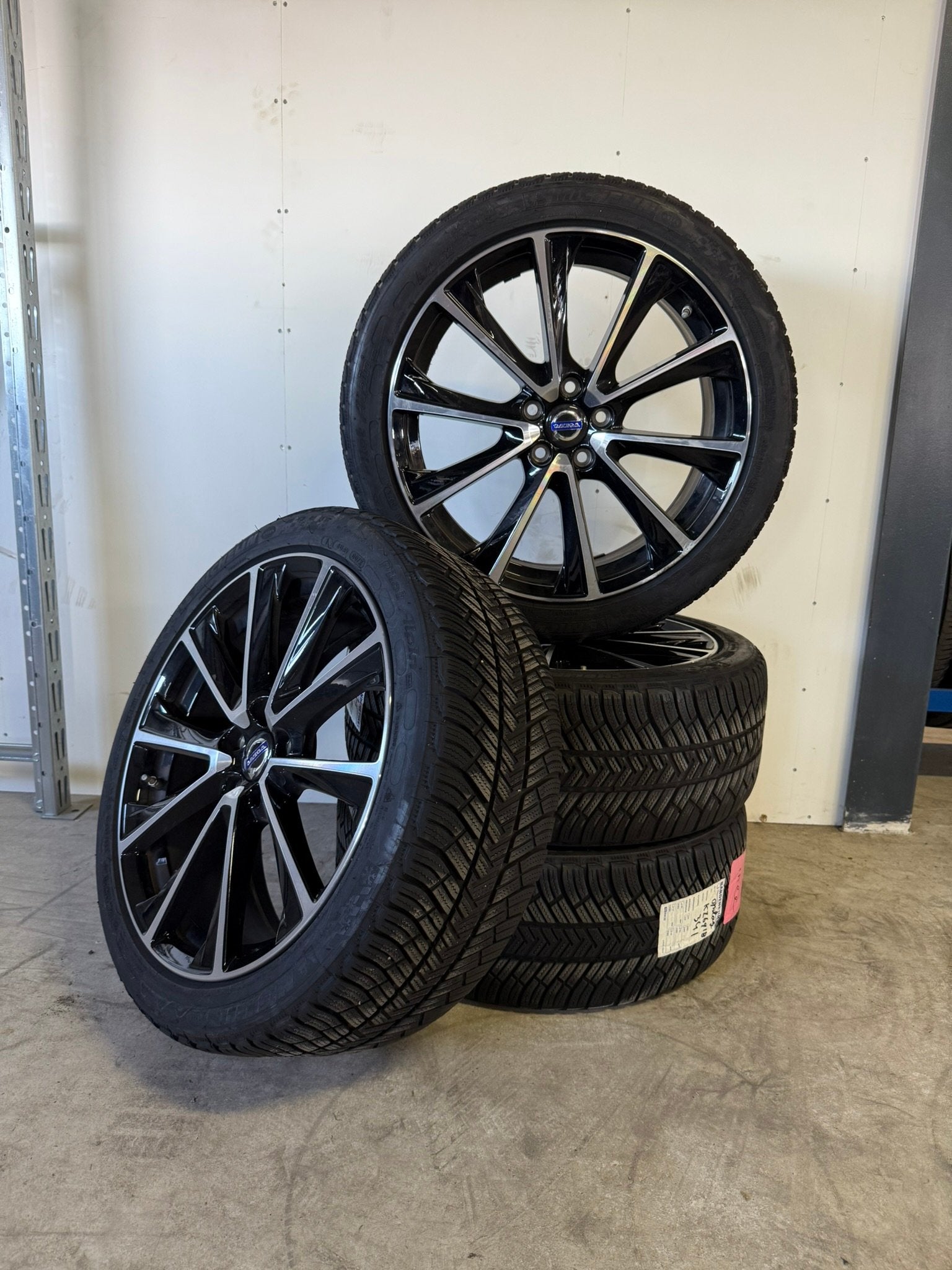 Gebruikte Winterwielenset Michellin Alpin V60CC - (235/40 R1