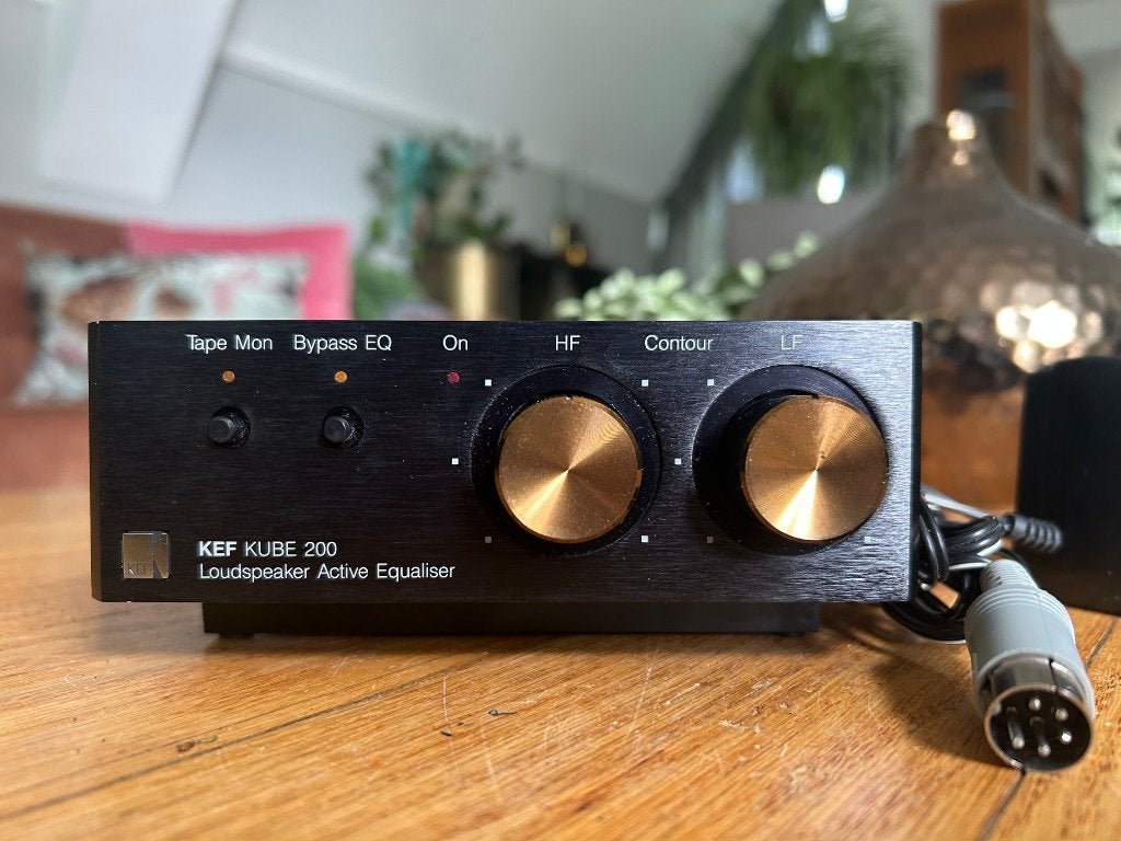 KEF KUBE 200 Low Level Equaliser - KEF 103/4 - 105/3 - 107/2, Zo goed als nieuw, 120 watt of meer, Stereo, Ophalen
