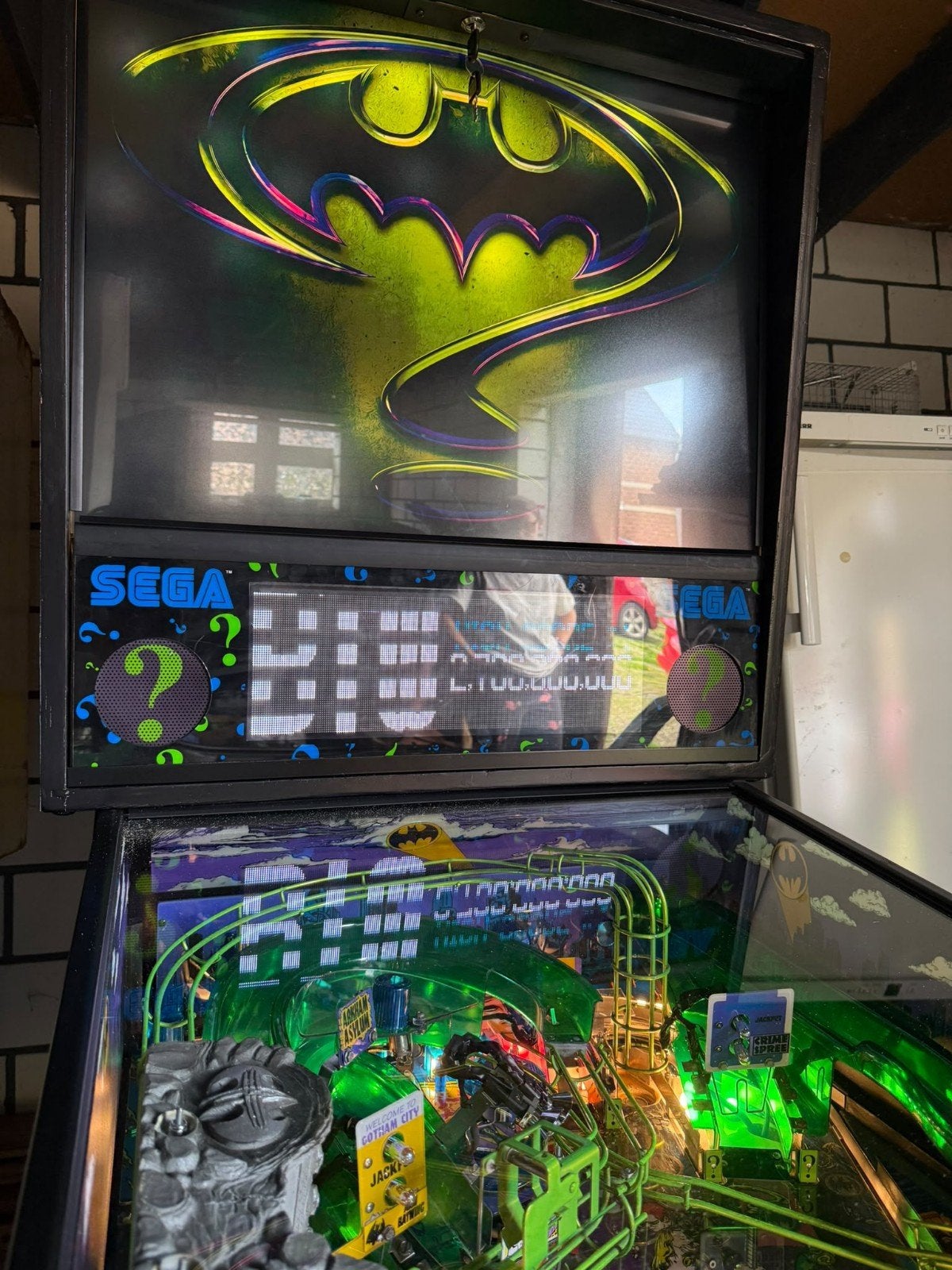 Batman Forever Flipperkast Gereviseerd, Ophalen