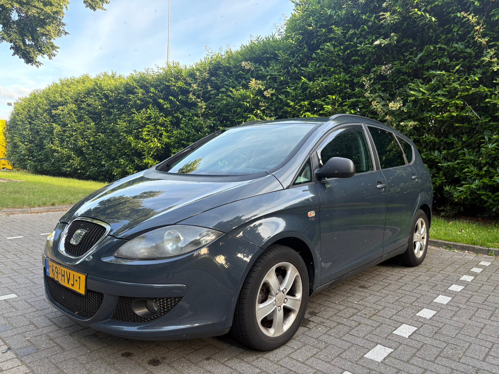 Seat Altea XL 1.4 TSI 92KW 2009 Grijs met Achteruit camera, Auto's, Seat, Particulier, Altea XL, Benzine, B, MPV, Handgeschakeld