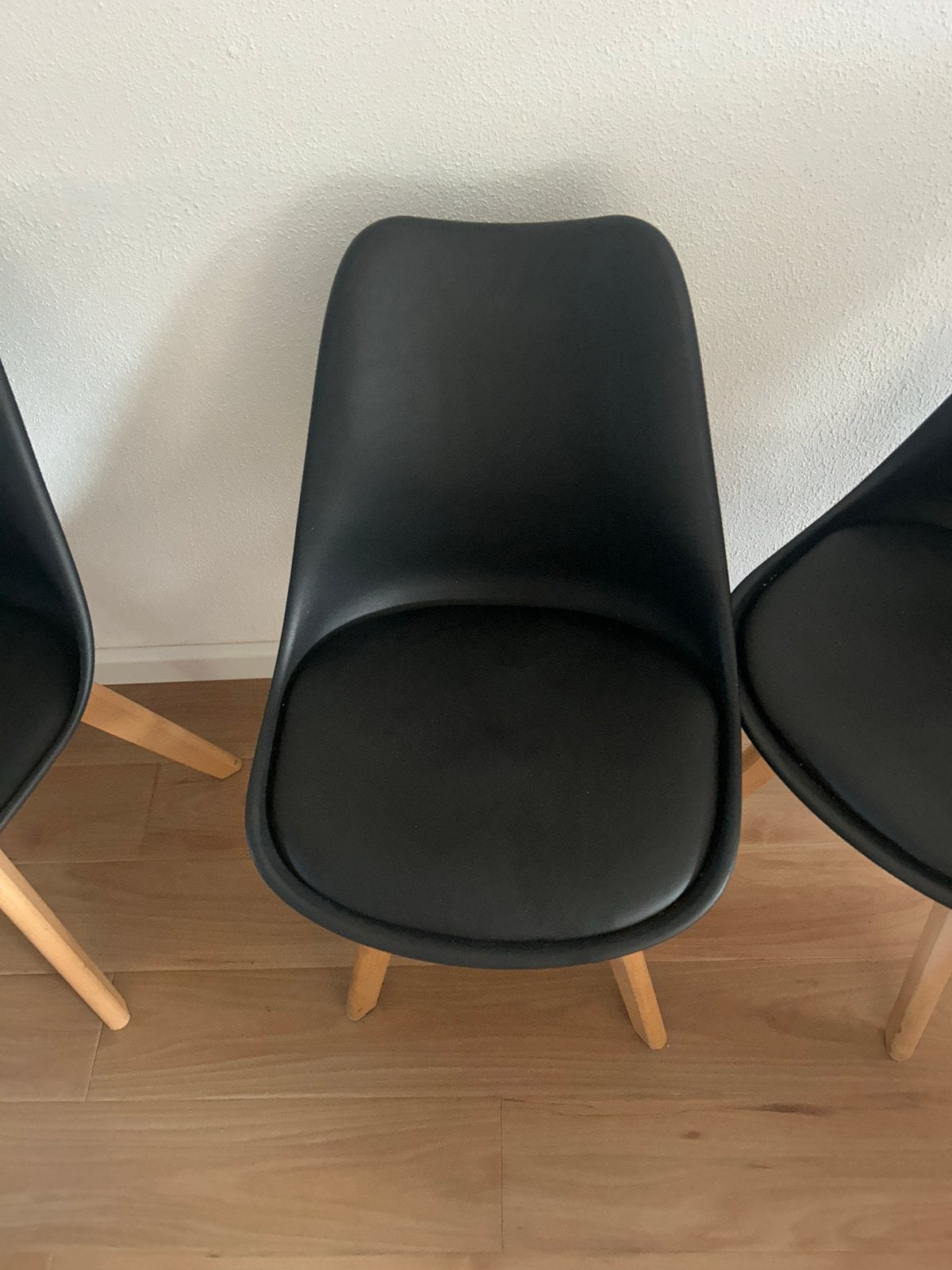 8 Zwarte Kuipstoelen met Grenen Pootjes, Huis en Inrichting, Ophalen, Gebruikt, Zwart, Vijf, Zes of meer stoelen