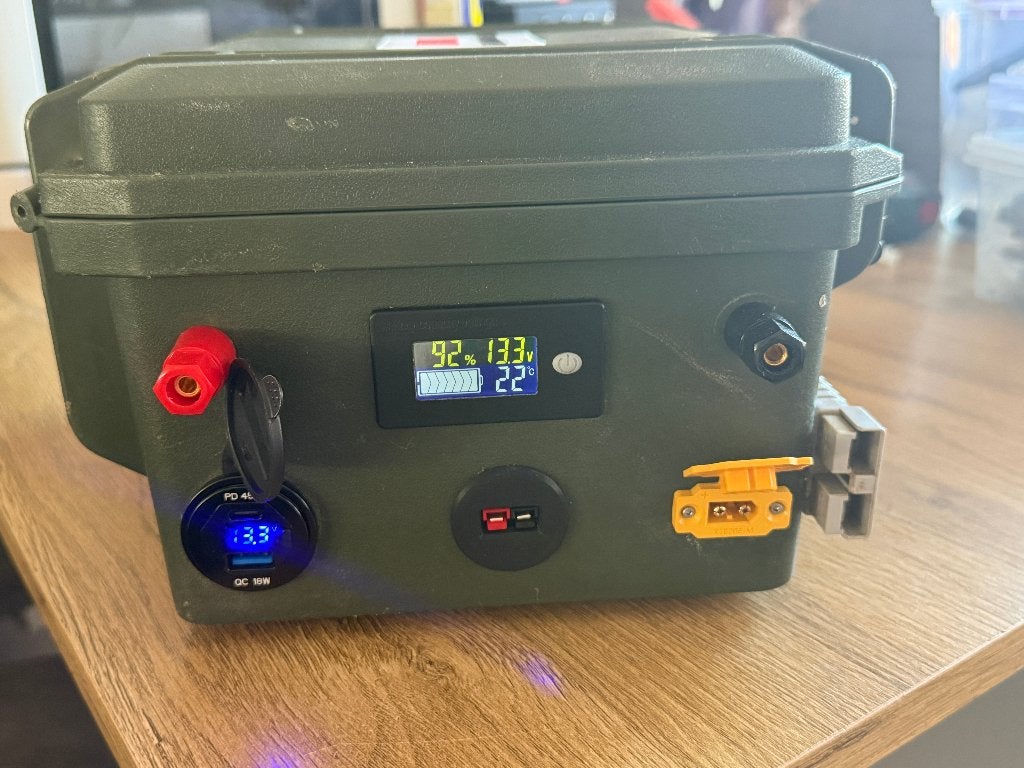 LiFePO4 12V 160Ah, waterdicht , elek. buitenboordmotor, usb, Ophalen of Verzenden, Gebruikt, Overige typen