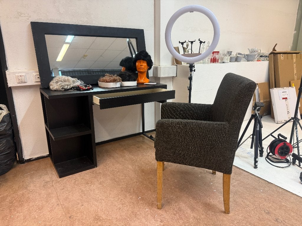 Klein Buro / Make-up tafel, Ophalen, Zwart, Gebruikt, 120 cm