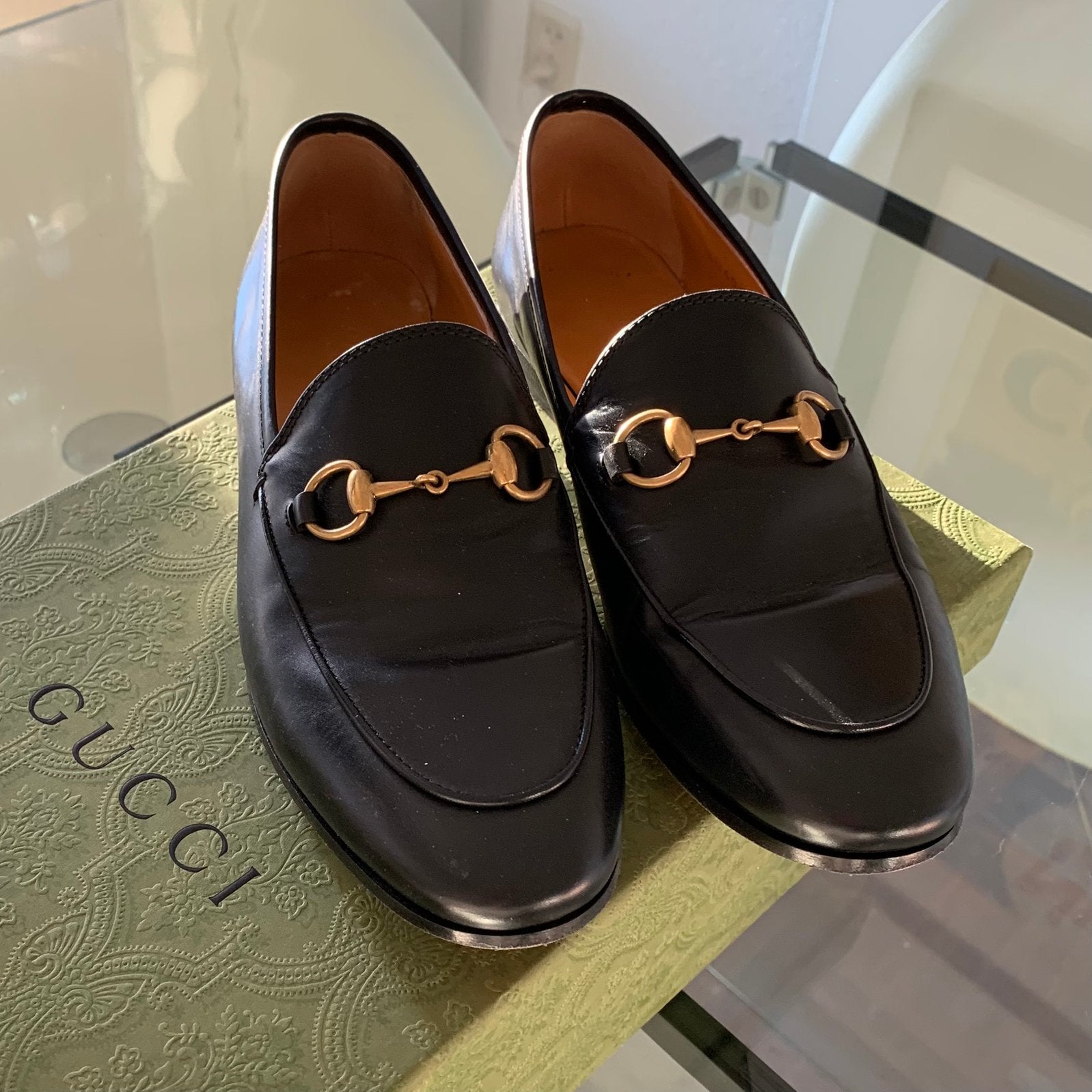 Gucci Jordaan loafers (zwart), maat 36,5, Kleding | Dames, Ophalen of Verzenden, Zo goed als nieuw, Zwart, Instappers