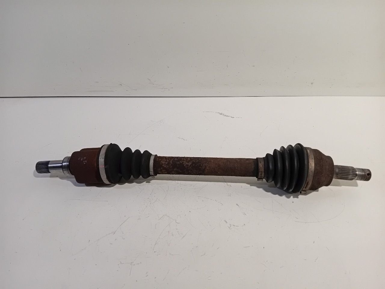 Aandrijfas links voor Citroën C3, Onderdelen@venauto.nl, Van der Ven Autorecycling B.V., Gebruikt, Ettenseweg 76, 4706 PB Roosendaal, The Netherlands
