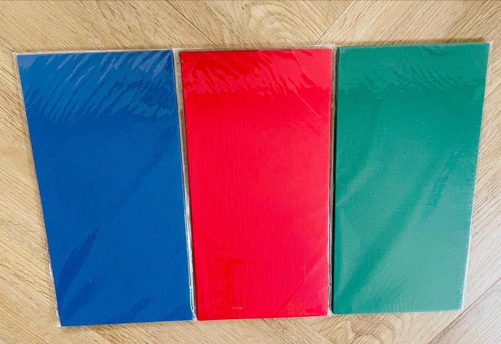 Mooi gekleurd karton voor kaarten, Hobby en Vrije tijd, Kaarten | Zelf maken, Ophalen of Verzenden, Zo goed als nieuw, Overige thema's