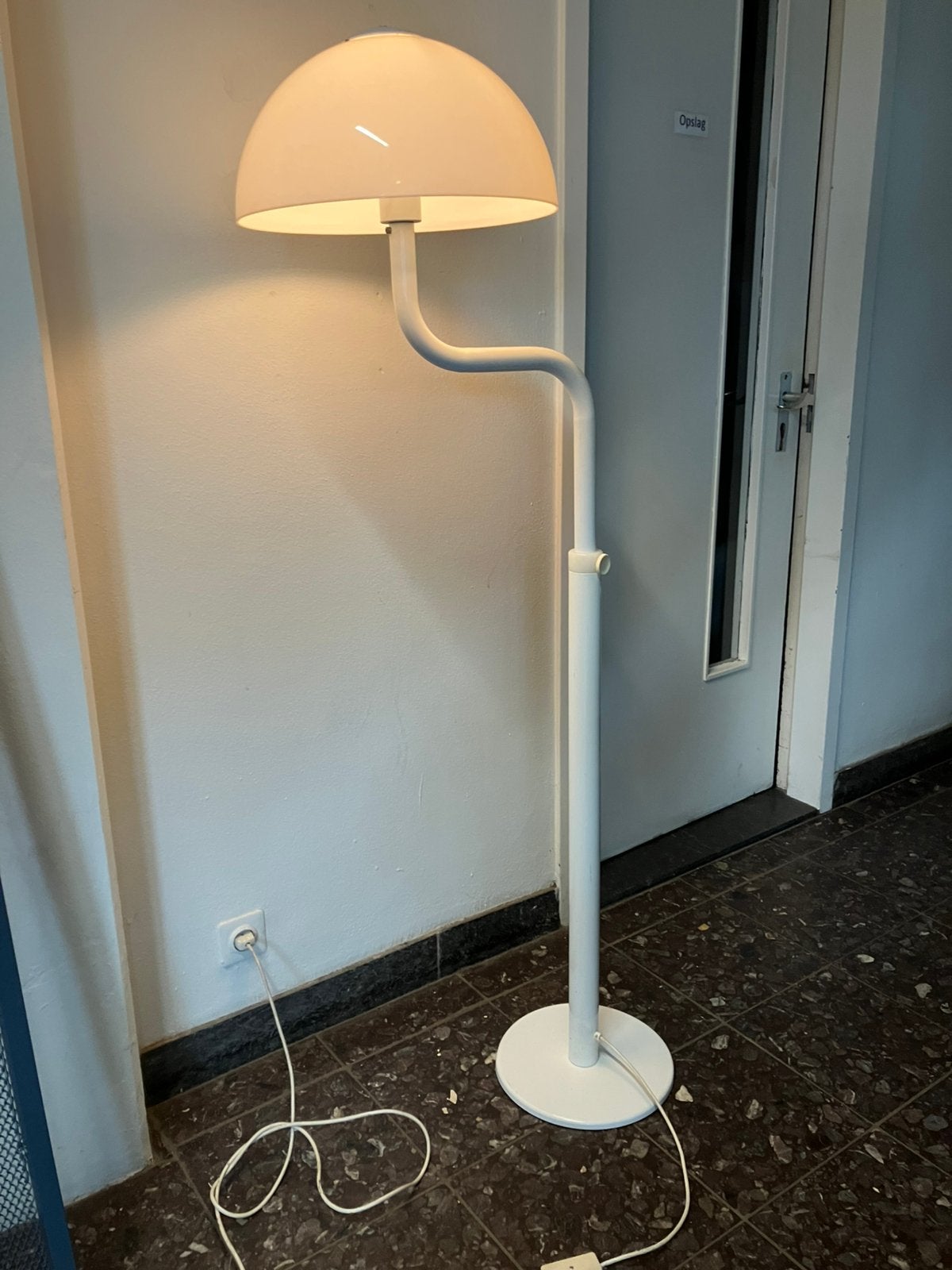 Vintage space age vloerlamp. Jaren 70, Ophalen, Gebruikt