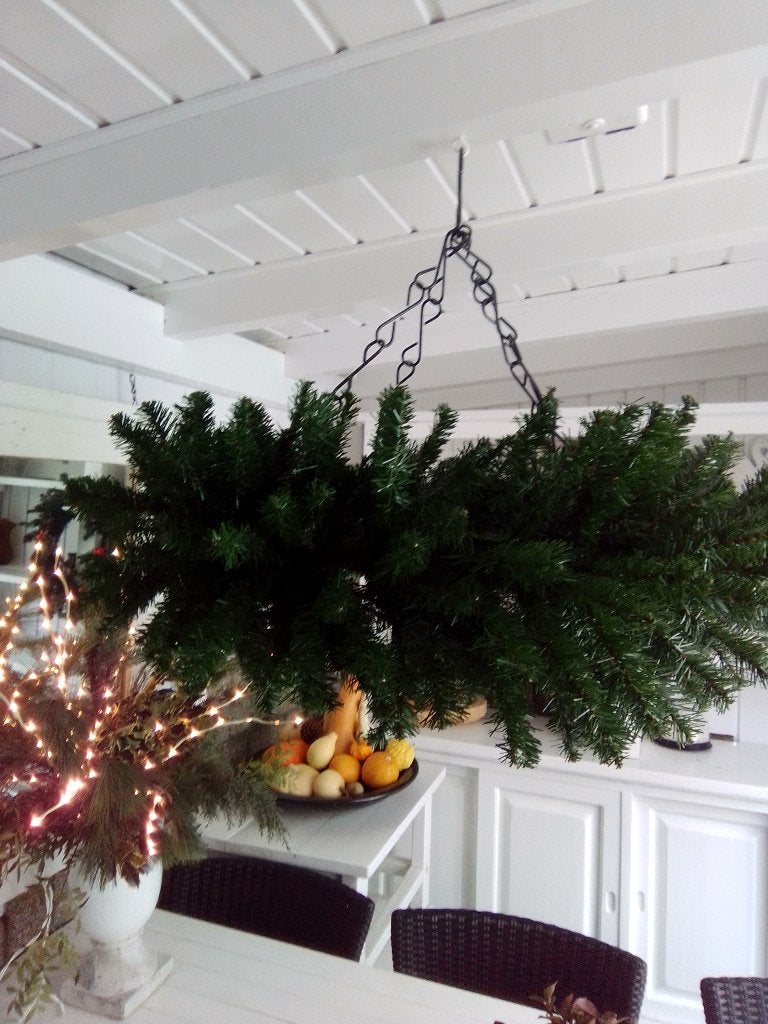 hangkkrans met kerst neptakken, Ophalen, Zo goed als nieuw