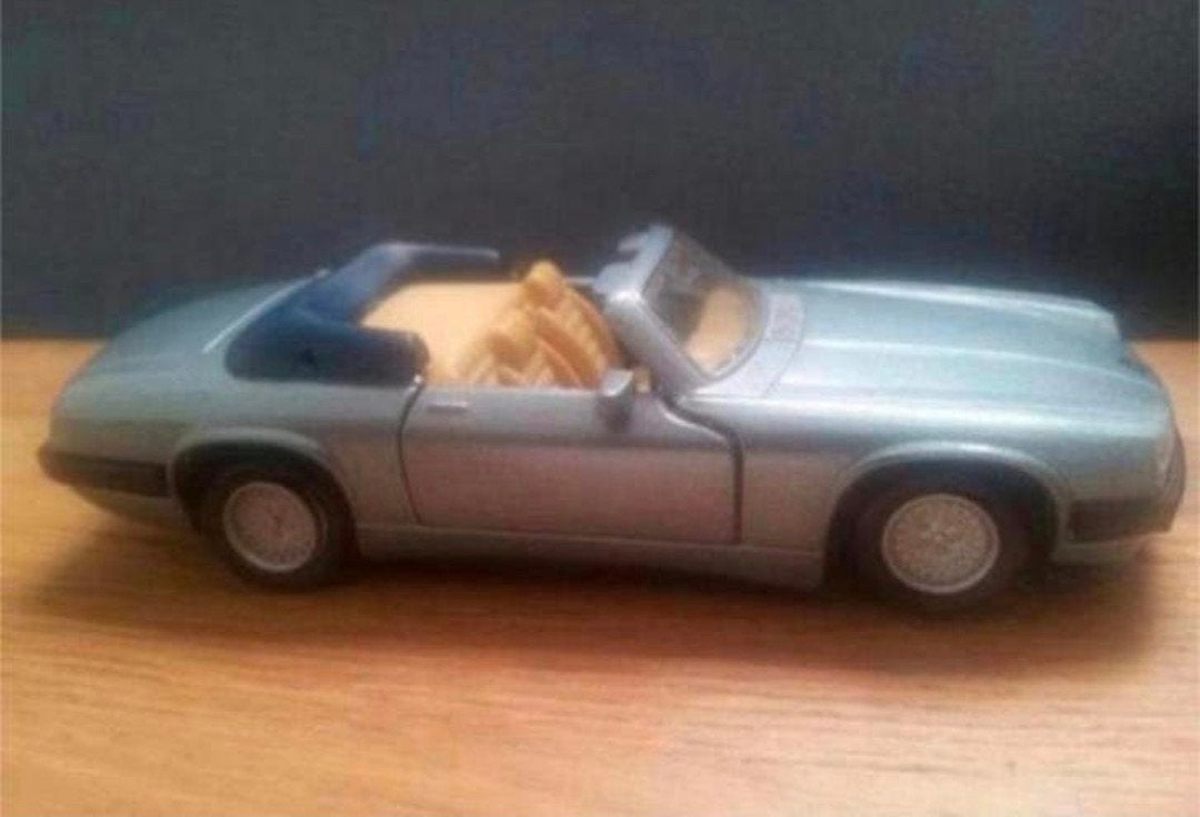 Jaguar XJS V12 Convertible – Maisto 1:40, Ophalen of Verzenden