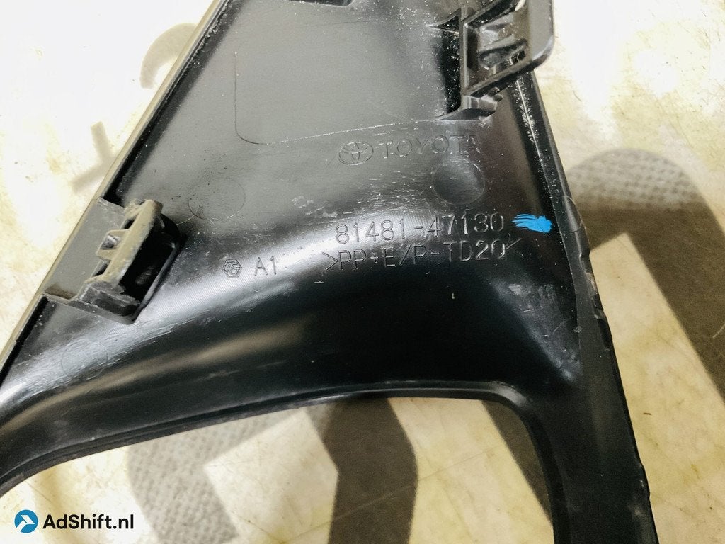 Rooster Toyota Prius 2017-2022 81481-47130 Bumper Rooster 2-