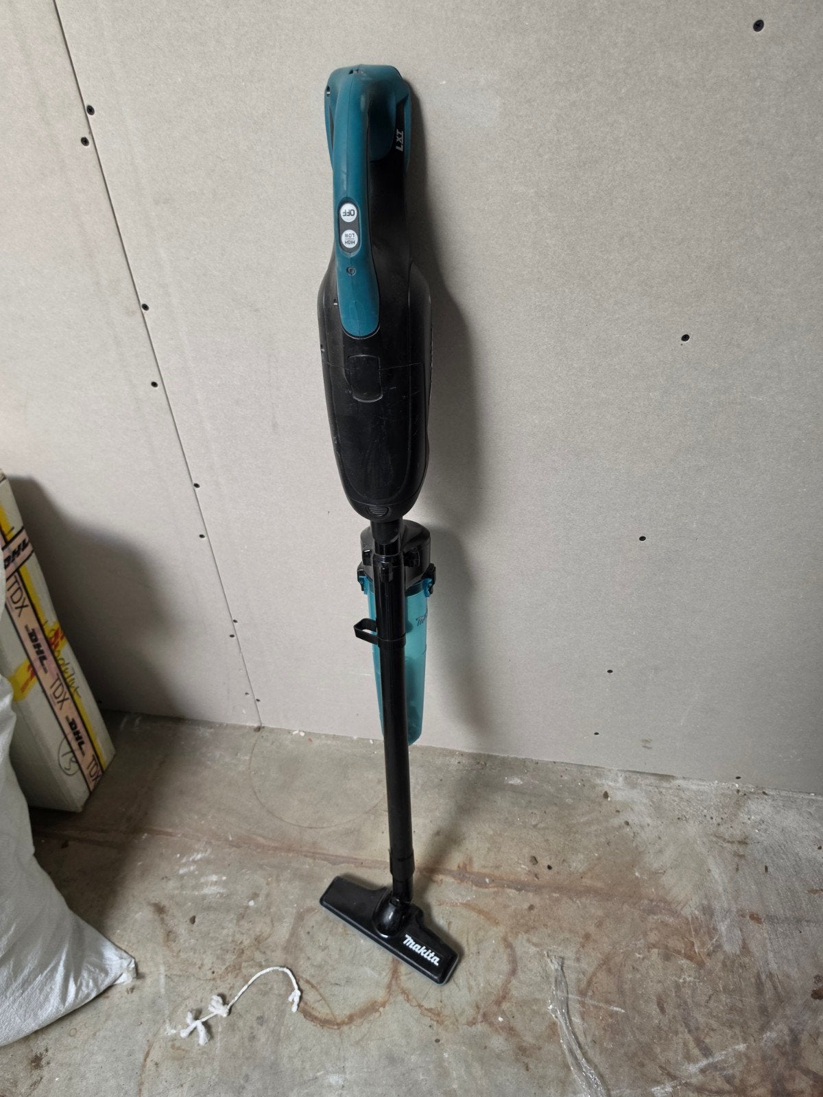 Makita DCL182 LXT 18V Steelstofzuiger - Draadloos, Witgoed en Apparatuur, Stofzuigers, Gebruikt, Ophalen of Verzenden, Draadloos