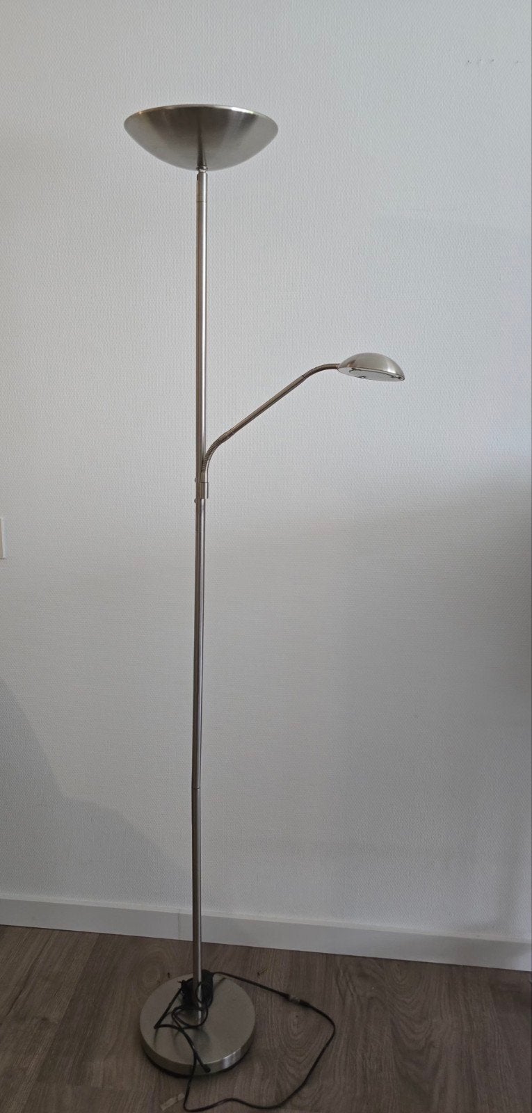 Moderne RVS Vloerlamp met Leeslamp, Gebruikt, Ophalen of Verzenden, Metaal, Modern