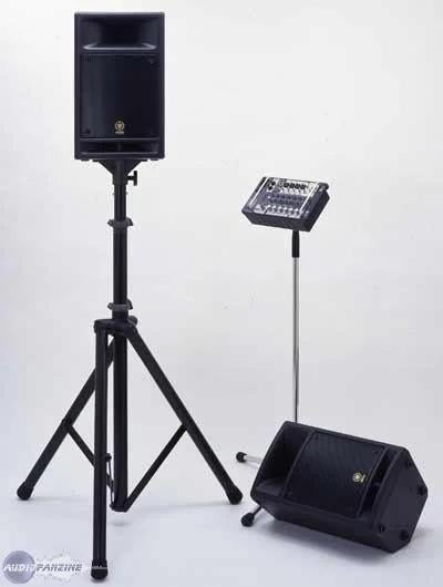 Yamaha Stagepas 300 speakers- mengpaneel versterker verkocht, Ophalen of Verzenden, Zo goed als nieuw, Minder dan 500 watt, P.A.