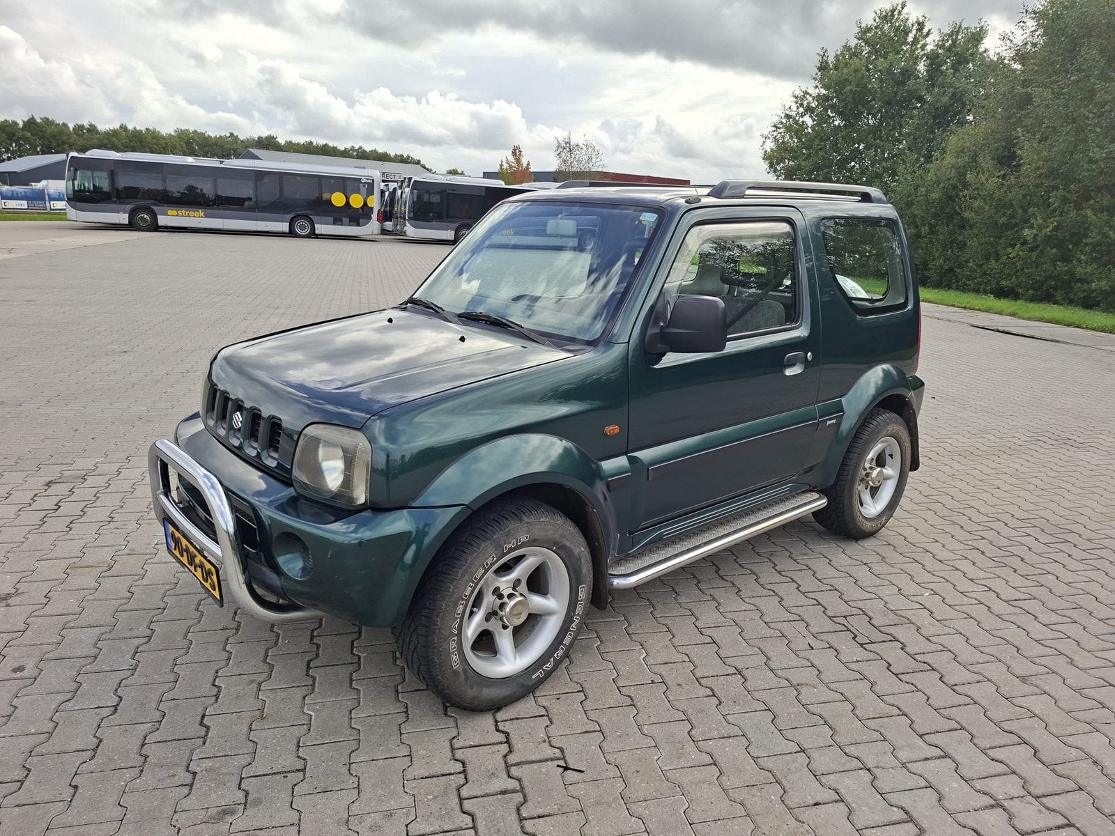 Suzuki Jimny 1.3 JLX 4WD AUT 1999 Groen nieuwe apk, Automaat, 1005 kg, Stof, 40 €/maand