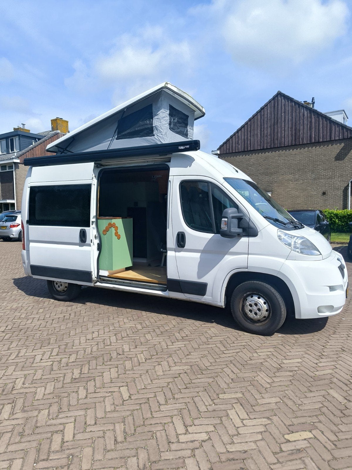 Unieke Peugeot Boxer Buscamper - 5 Zitplaatsen, Hefdak, Caravans en Kamperen, Overige merken, Tot en met 2, Particulier, Airconditioning