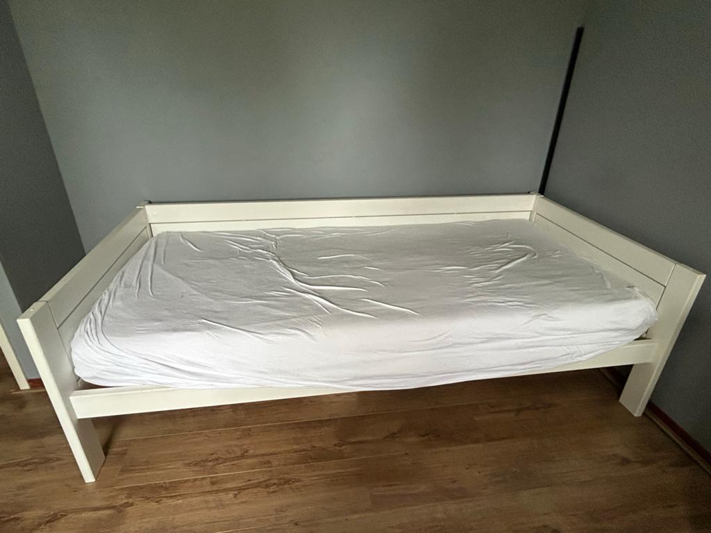 Life Time bed 90 x 200 - Eenpersoonsbed met voorplank, Kinderen en Baby's, Kinderkamer | Bedden, Zo goed als nieuw, 180 cm of meer