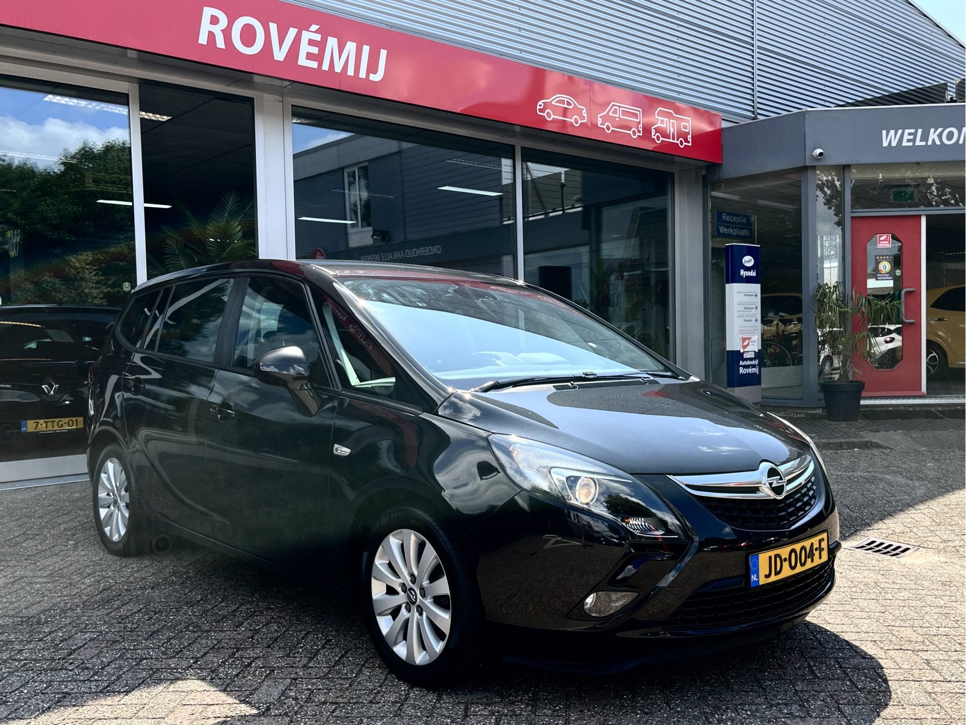 Opel Zafira Tourer 1.4 Cosmo 7p. Trekhaak, Cruise, Camera., Auto's, Opel, Stof, Gebruikt, 4 cilinders, 7 stoelen