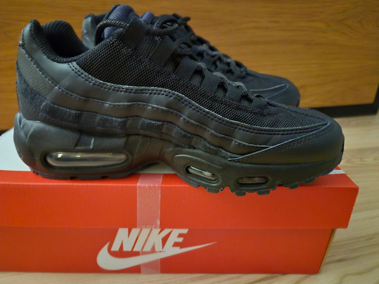 Nike air max 95 all black 38.5, Ophalen, Nieuw, Hardloopschoenen, Nike
