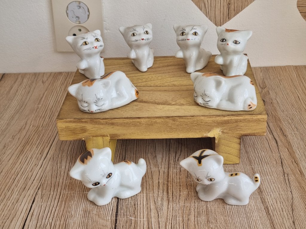 Vintage Verzameling 8 Calico Katten Beelden China Porselein, Verzenden