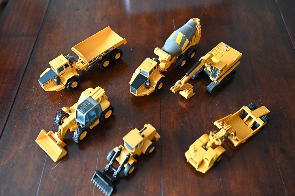 set van 6 Joal Grondverzet machine's Scale 1:50 (zie foto's), Ophalen of Verzenden, Zo goed als nieuw, Bus of Vrachtwagen, Overige merken