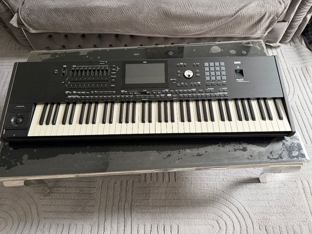 Kørg pax5 76, Ophalen, Korg, Zo goed als nieuw, Aanslaggevoelig