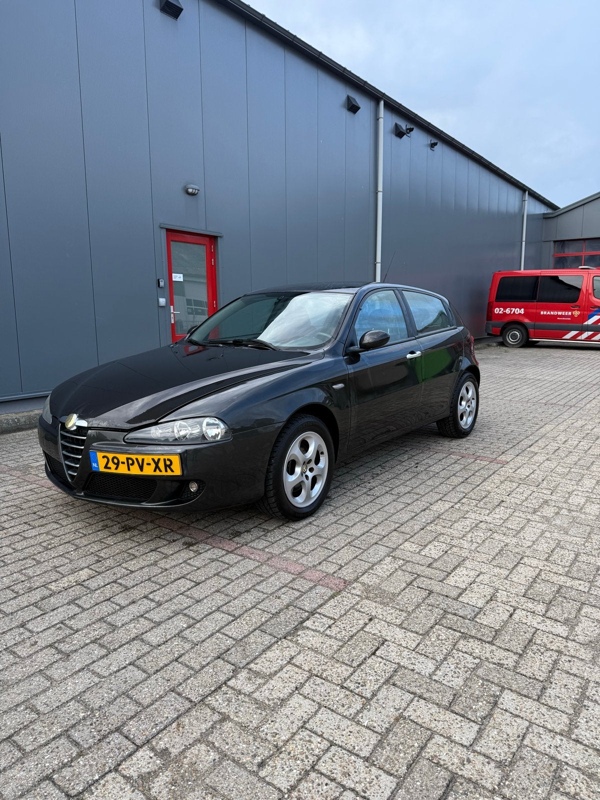 Alfa Romeo 147 1.6 T.spark, Voorwielaandrijving, 1195 kg, 4 cilinders, 400 kg
