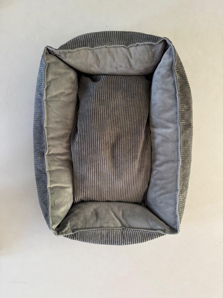 Wooff hondenmand grijs corduroy / rib, Ophalen of Verzenden, Gebruikt