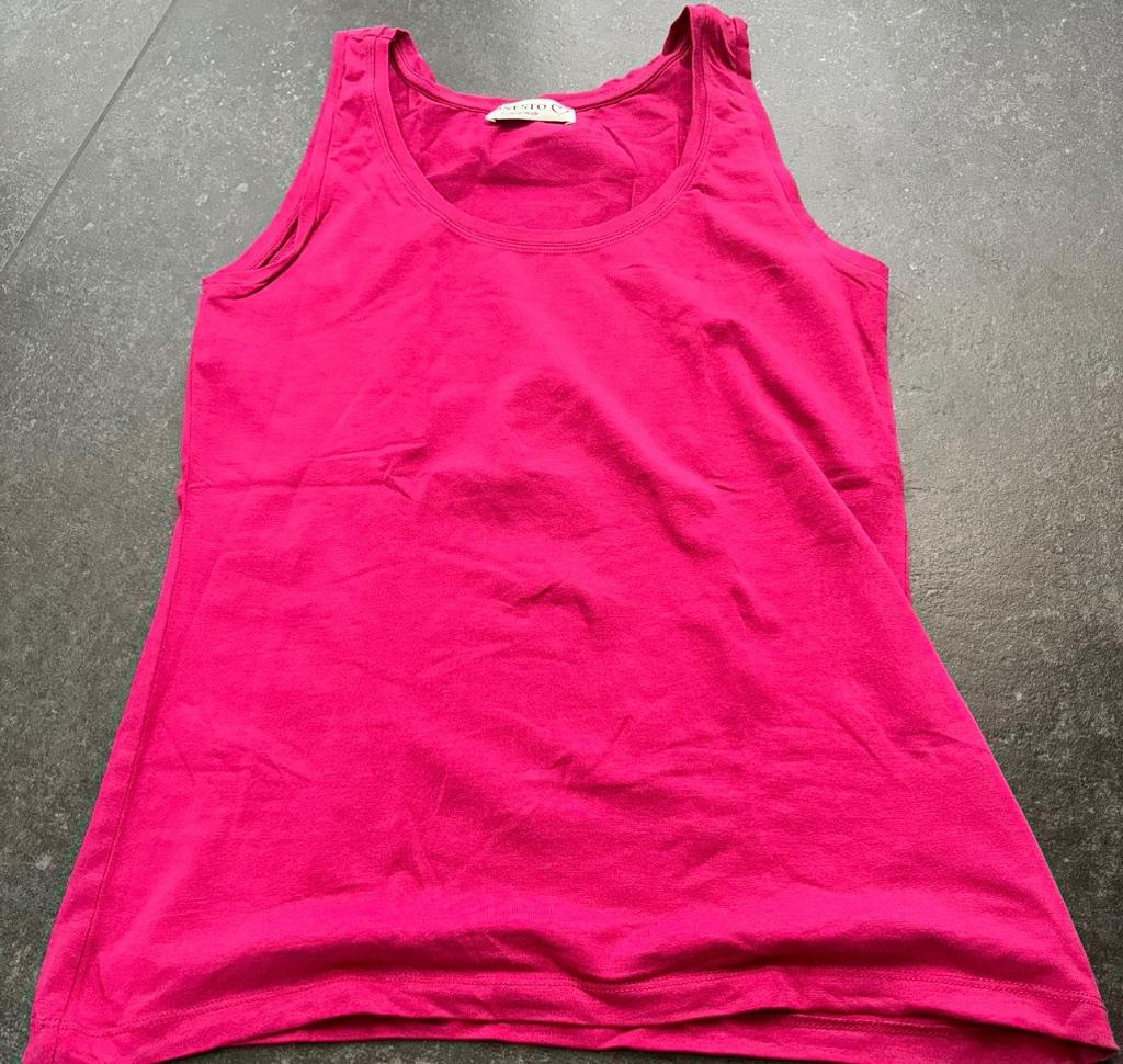 Onesto top / singlet framboos rood maat L, Kleding | Dames, Verzenden, Onesto, Maat 42/44 (L), Zo goed als nieuw